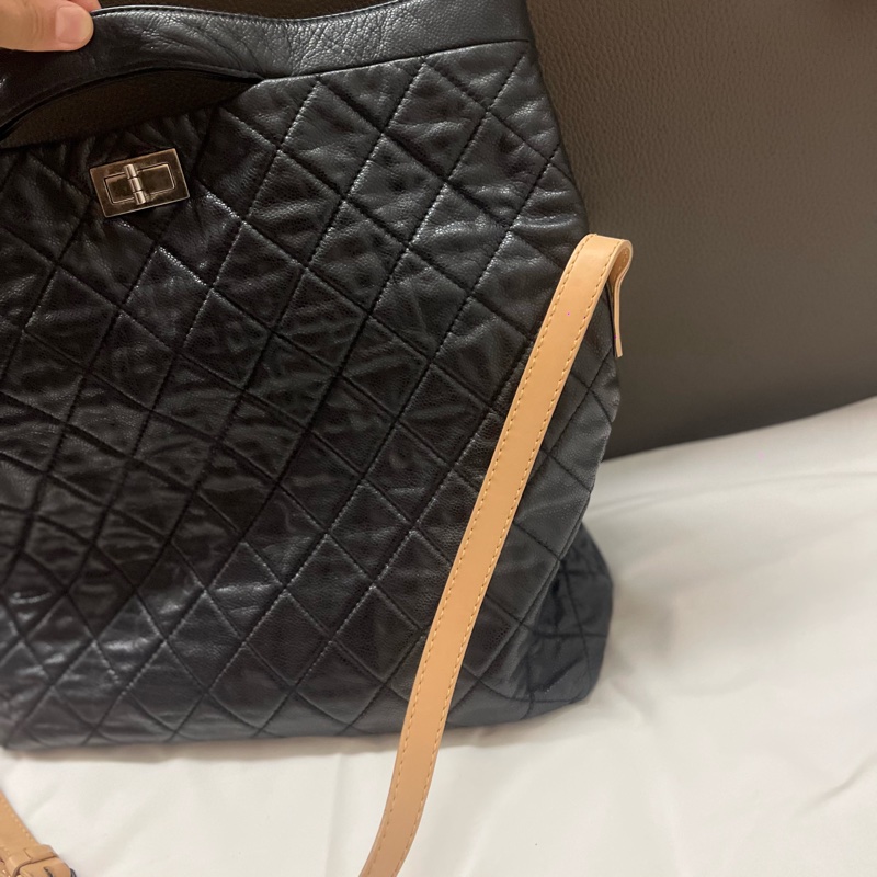 黑色絎縫魚子醬皮革 Reissue 2.55 手提斜背單肩包 #割愛價58800配銀色做舊金屬配件 時髦到不行-14