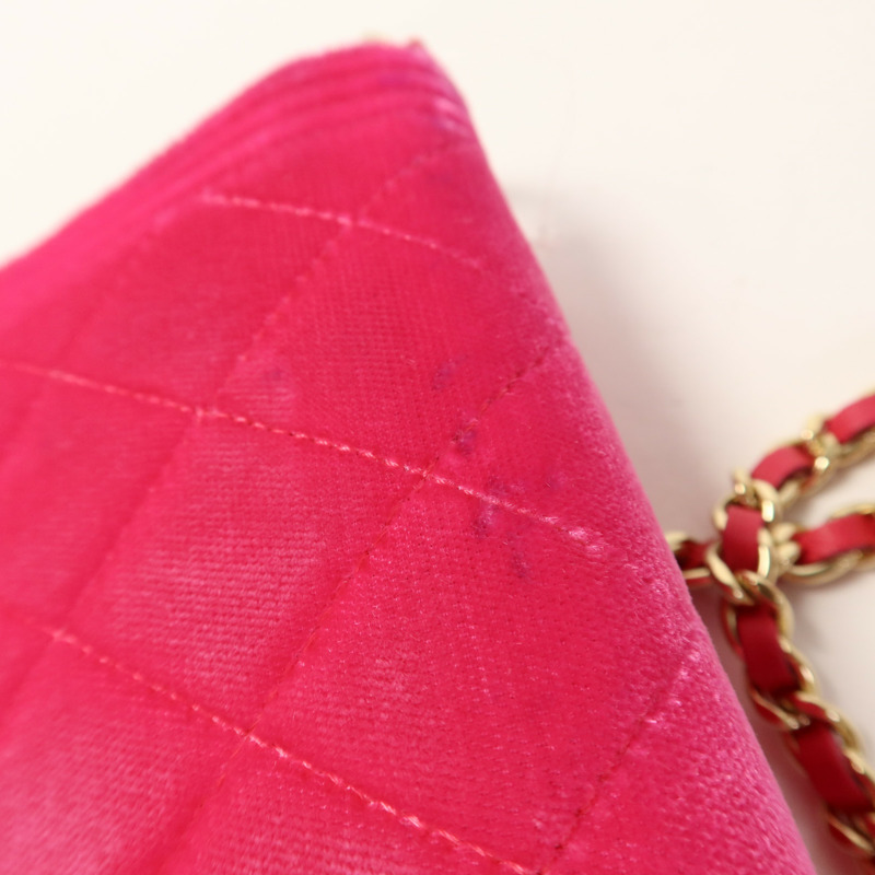CHANEL 天鵝絨Boy WOC Wallet On Chain銀扣肩背袋-17