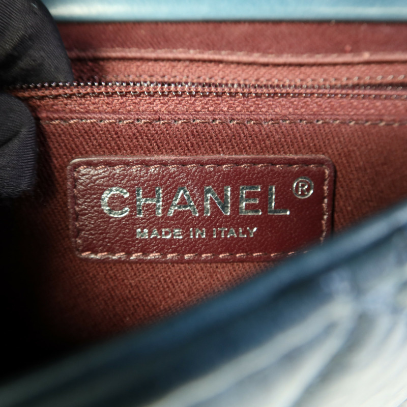 CHANEL 牛皮皮革Chain Shoulder銀扣鏈帶肩背袋-9
