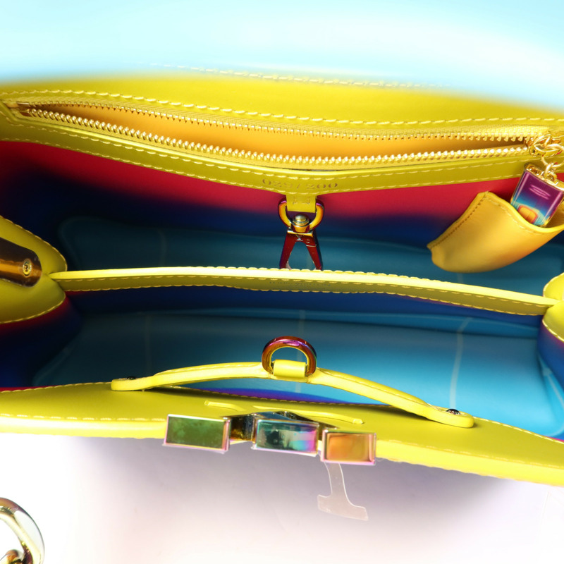 LOUIS VUITTON 牛皮皮革Bolsa Capucines MM手挽肩背兩用袋-5