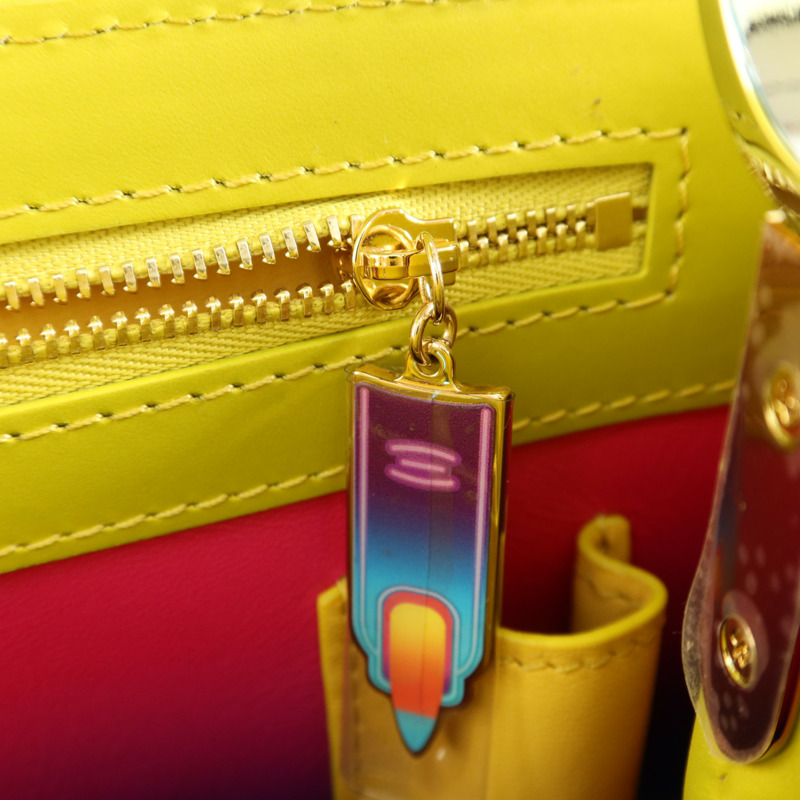 LOUIS VUITTON 牛皮皮革Bolsa Capucines MM手挽肩背兩用袋-8
