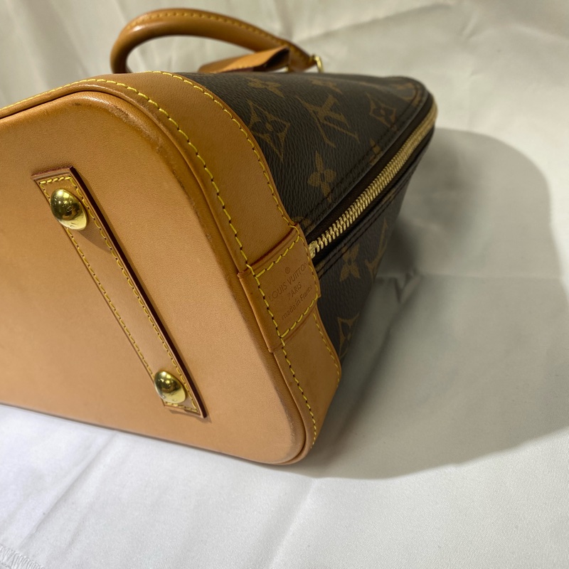 Lv Alma PM 貝殼包-3