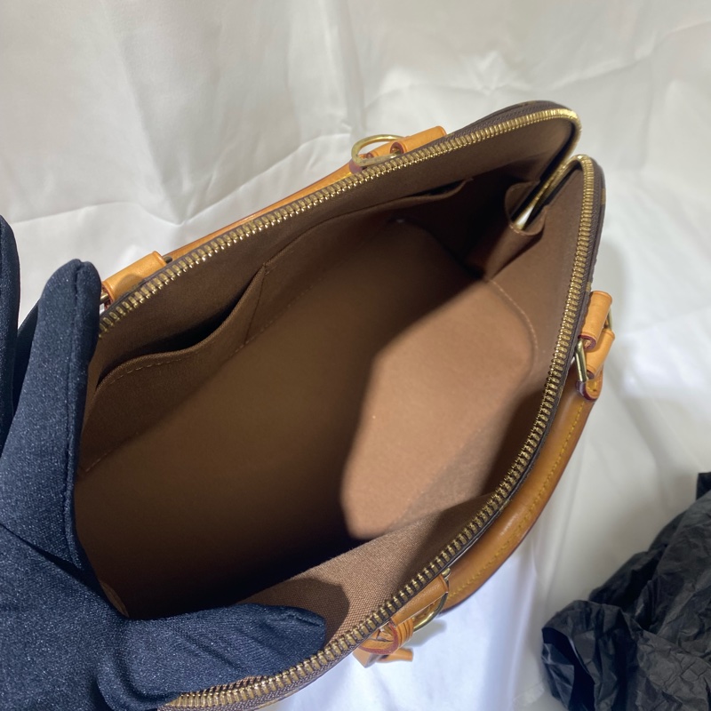 Lv Alma PM 貝殼包-5
