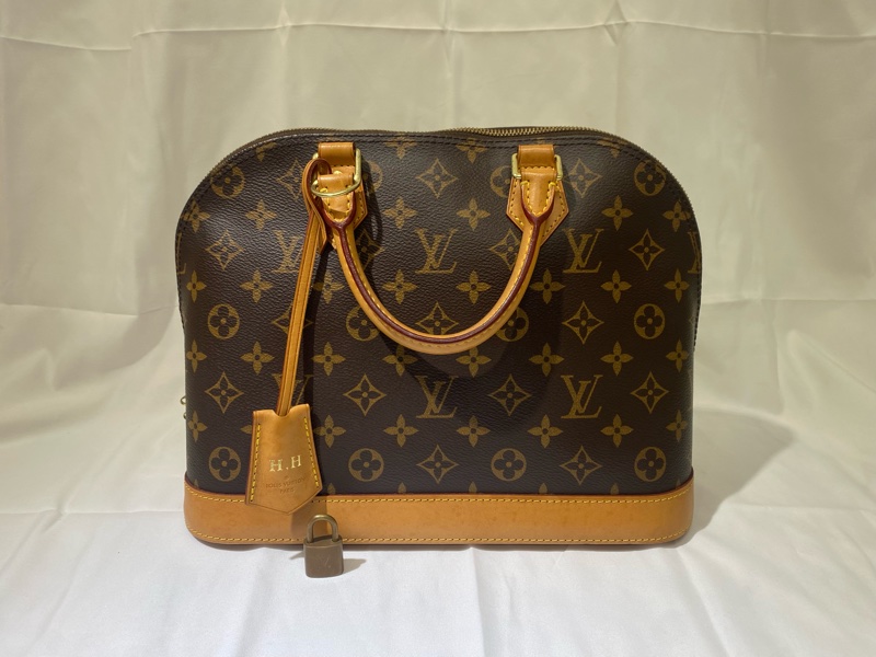 Lv Alma PM 貝殼包-6