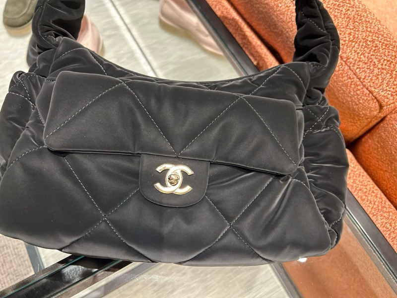 Chanel 25N Coco Neige 滑雪包 32cm 新鮮首發-0