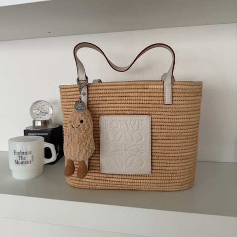 Loewe 菜籃子 tote