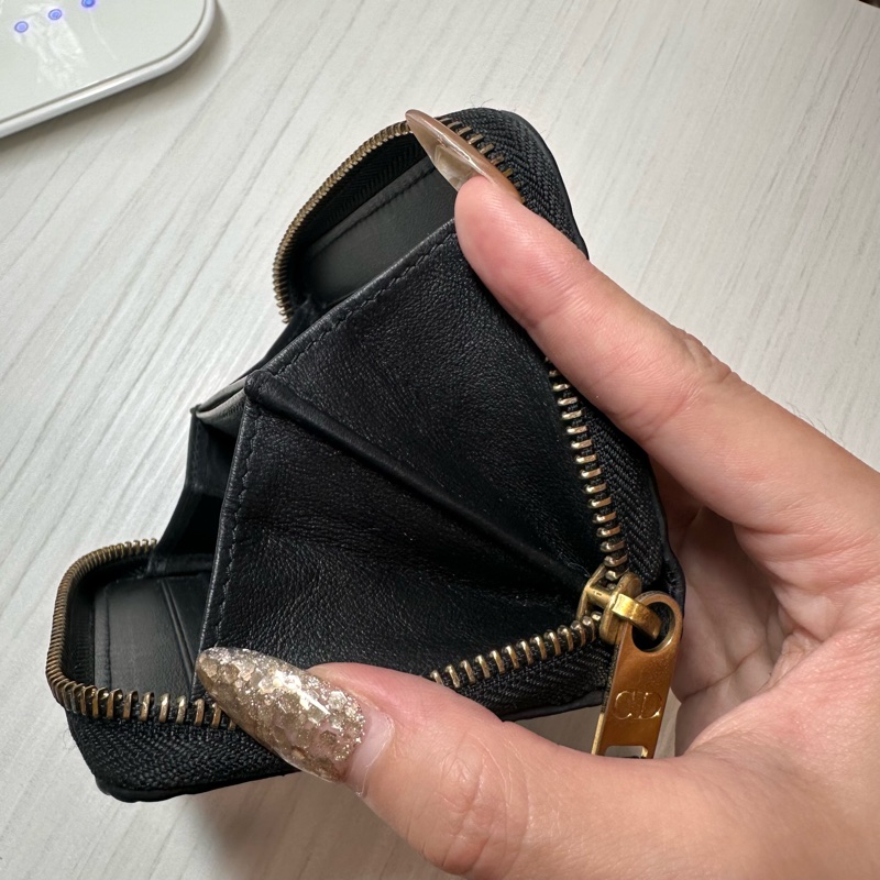 Dior立體皮革短夾-15