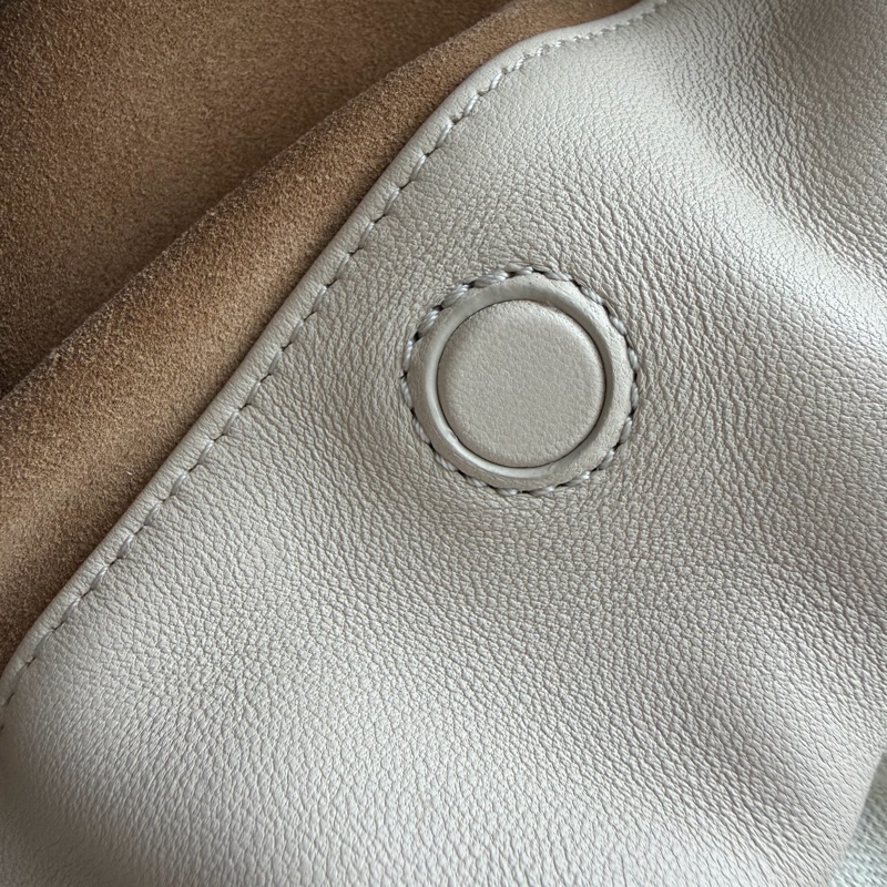 Loewe Flamenco medium 中款 福寶包-19