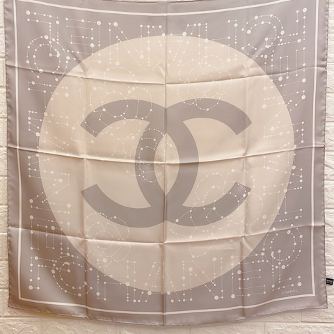 超甜價新款全新✨香奈兒Chanel稀有款絕美銀灰色星座銀河雙C大logo真絲絲巾領巾可裱框