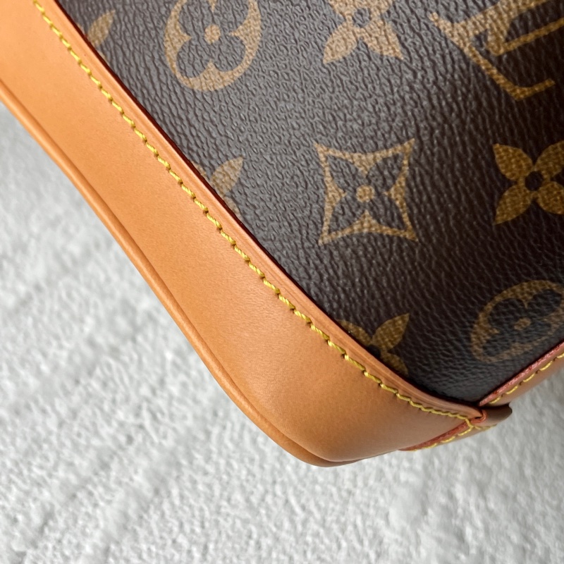 LV Nano Noé M81266 新款晶片 水桶包 近新閒置品-13