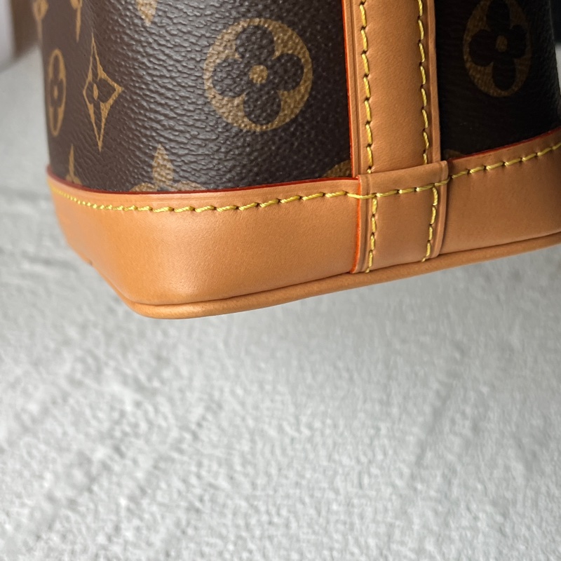LV Nano Noé M81266 新款晶片 水桶包 近新閒置品-16