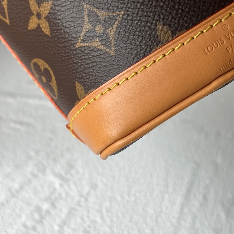 LV Nano Noé M81266 新款晶片 水桶包 近新閒置品-18