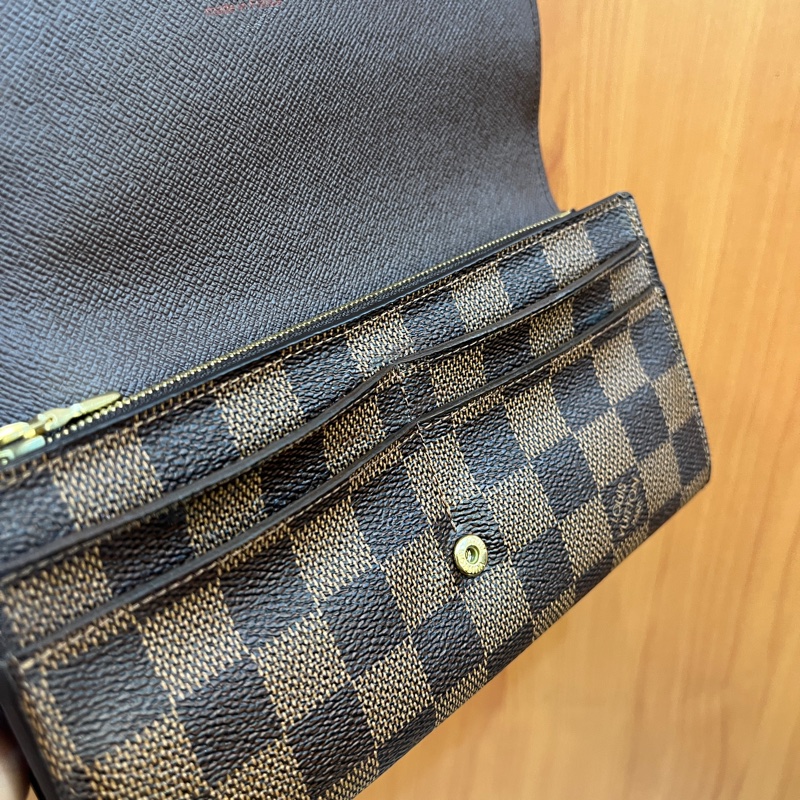 LV 咖格金釦Sarah 12卡長夾N63209-10