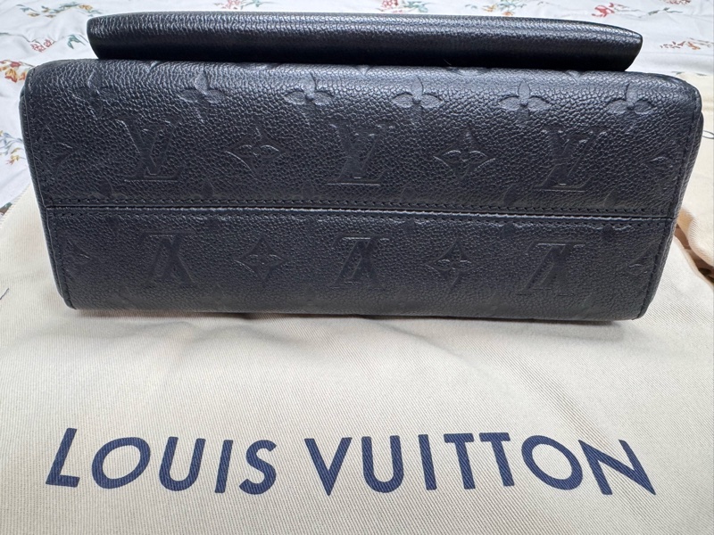 LOUIS VUITTON  VAVIN NV PM M.EMP. NOIR-7
