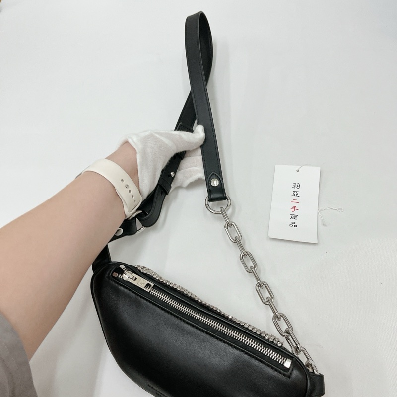莉亞精品♡Alexanderwang 水鑽腰包 全新閒置-18