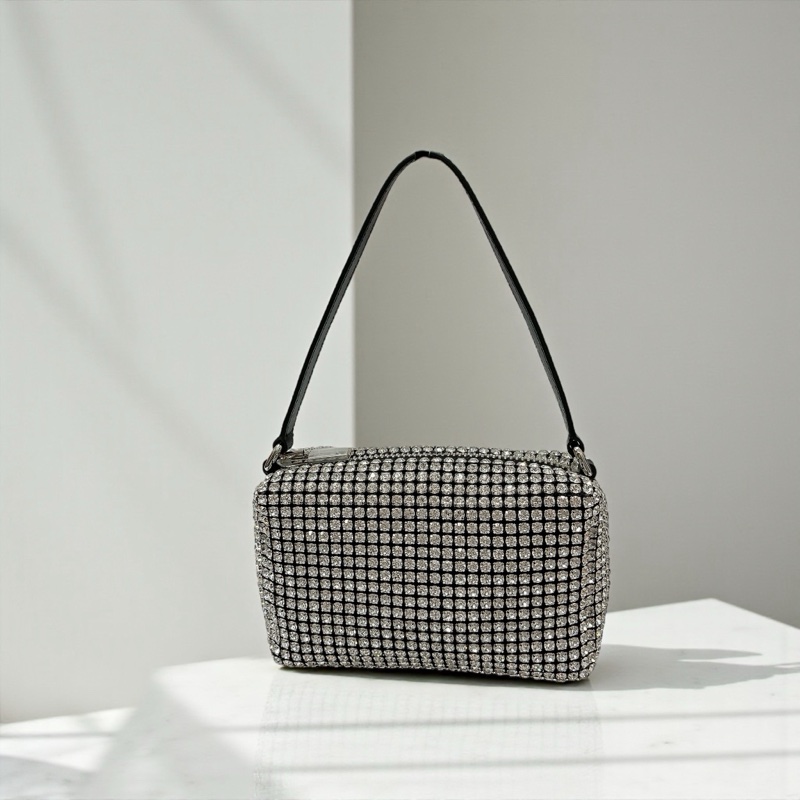 莉亞精品♡Alexanderwang 手提水鑽包 全新閒置品-0