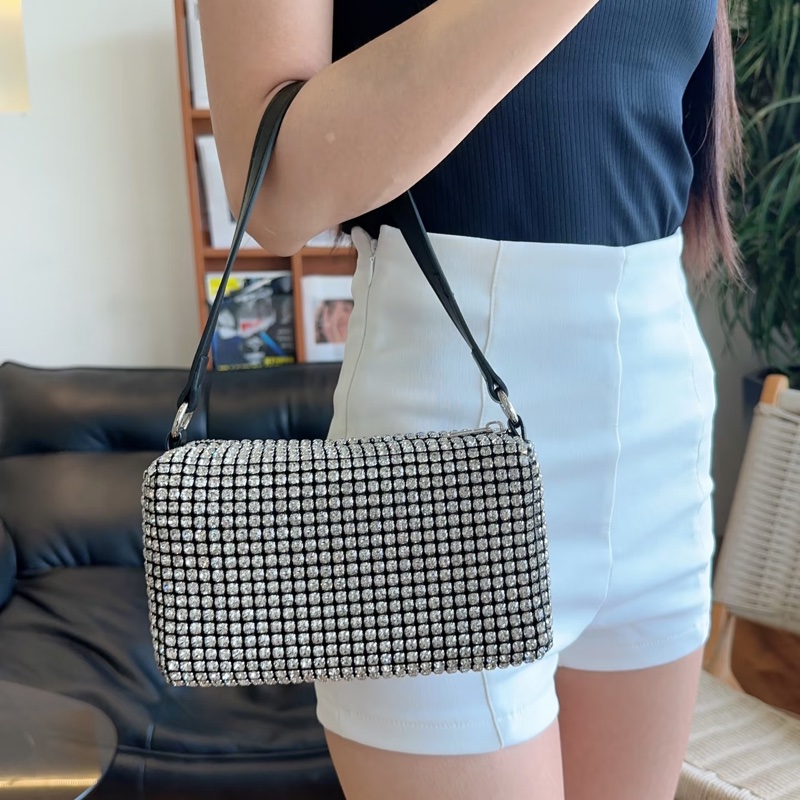 莉亞精品♡Alexanderwang 手提水鑽包 全新閒置品-2