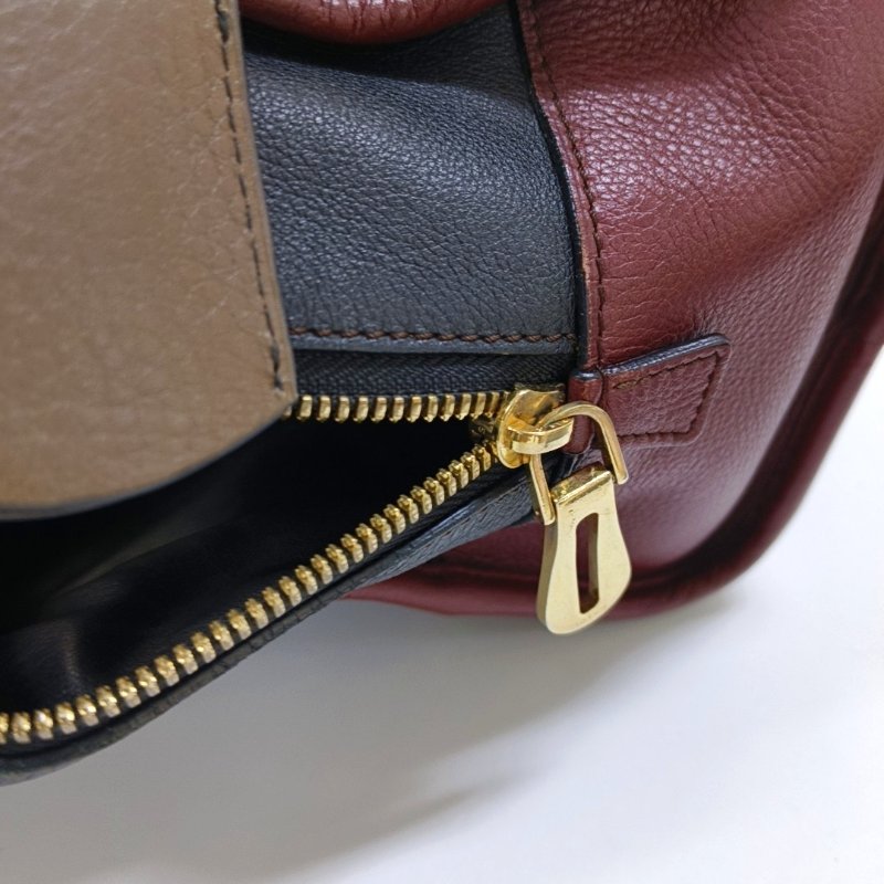 LOEWE Amazona 黑色牛皮手提包 金色五金-13