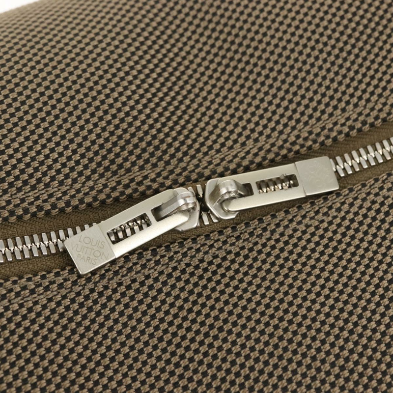 【日本直送】路易威登 Damier Geant Akatan 波士頓包尾 M93064 LV 正品 143836-18