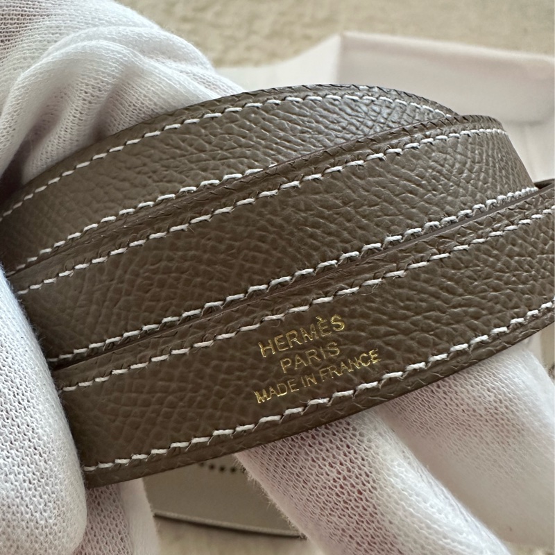 全新 Hermes 2025 k刻 Mini Evelyne 大象灰金釦 全皮背帶 (東京購入)-27