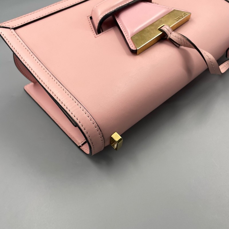 LOEWE羅意威女包巴塞羅那中號粉色 肩背包斜背包-11