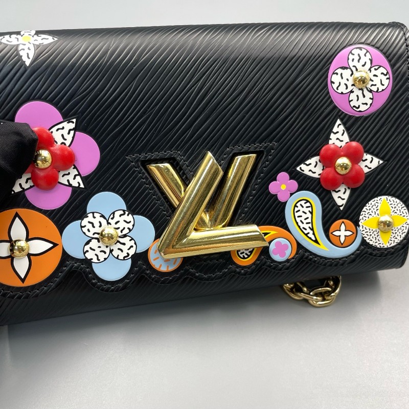 LV路易威登 twist epi 水波纹花卉鏈條包 斜背包肩背包-5