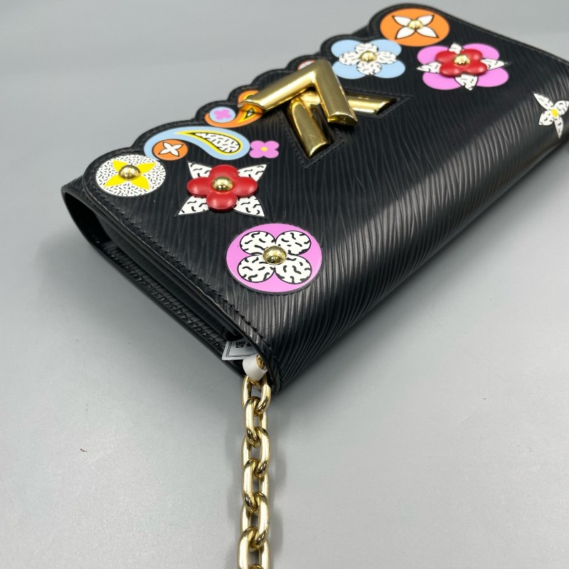 LV路易威登 twist epi 水波纹花卉鏈條包 斜背包肩背包-8