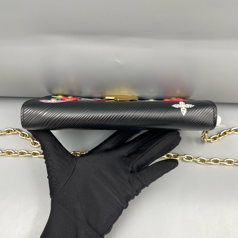 LV路易威登 twist epi 水波纹花卉鏈條包 斜背包肩背包-19