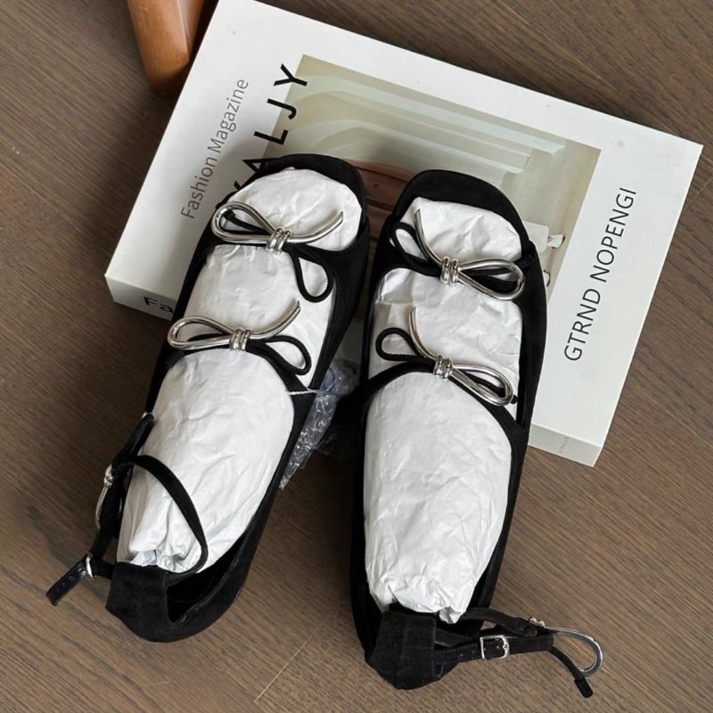 balenciag 黑色金屬蝴蝶結黑銀法式包頭平底涼鞋 38號 全新-1