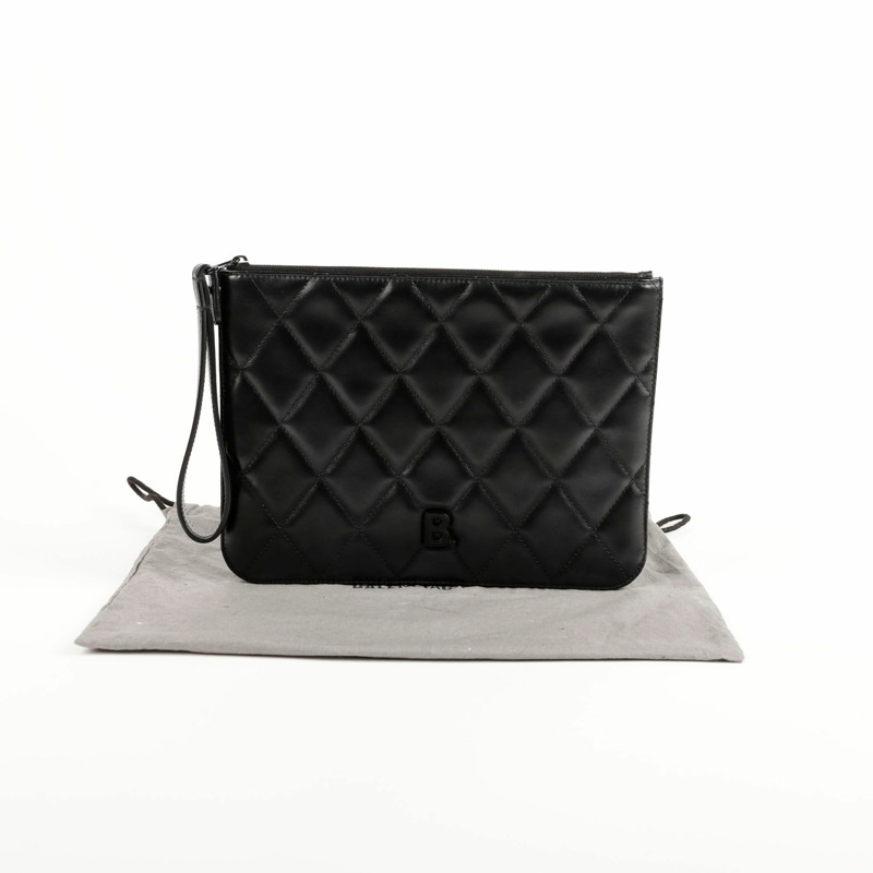 BALENCIAGA 617787 B 標誌絎縫手包-0