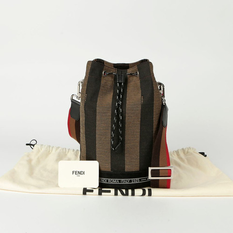 FENDI 蒙特雷霍水桶肩斜背包