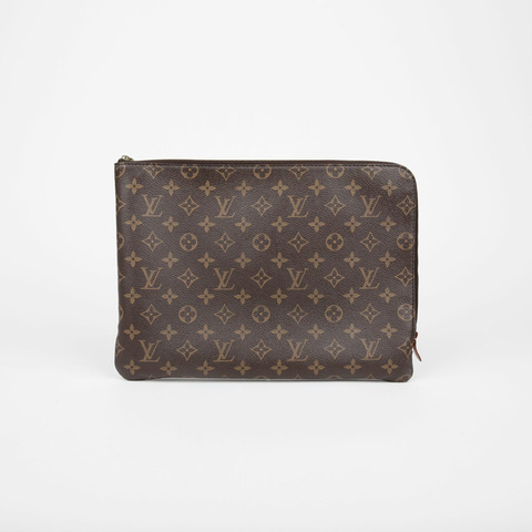 LOUIS VUITTON Etui Voyage MM 手拿包