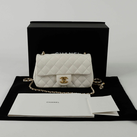 CHANEL Golden Ball 新款迷你肩斜背包