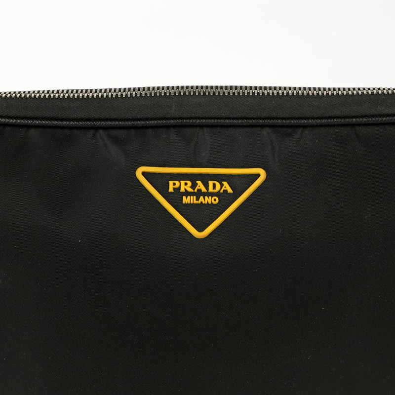 PRADA 三角形徽標斜背包-2