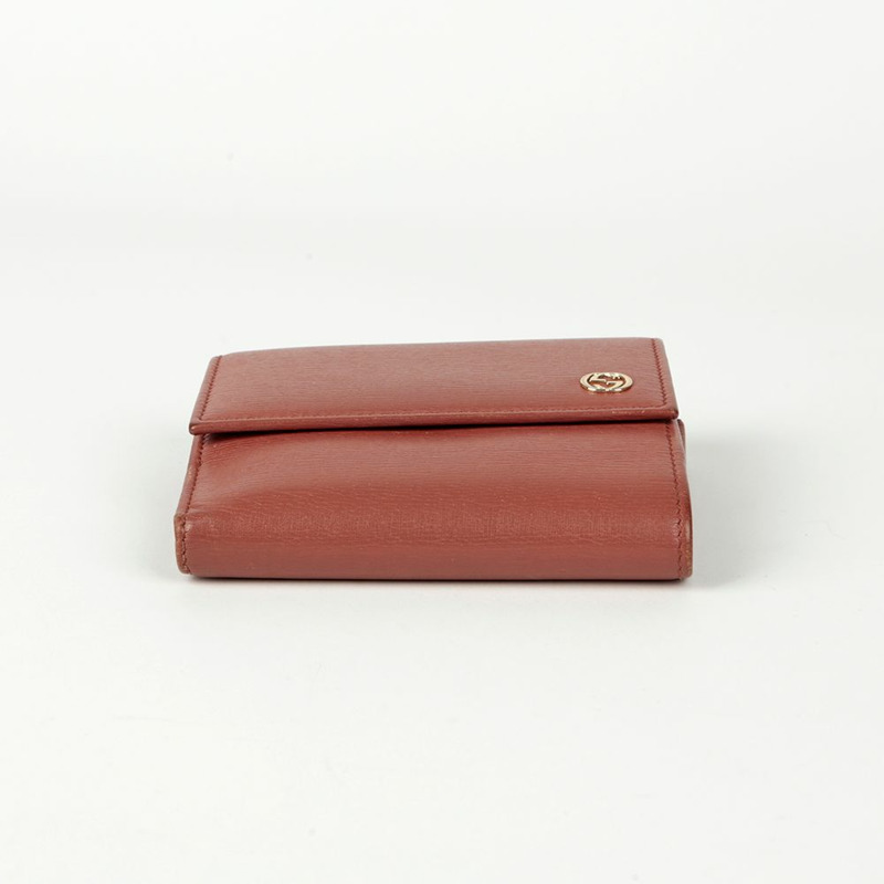 GUCCI 互扣式翻蓋中型錢包-6