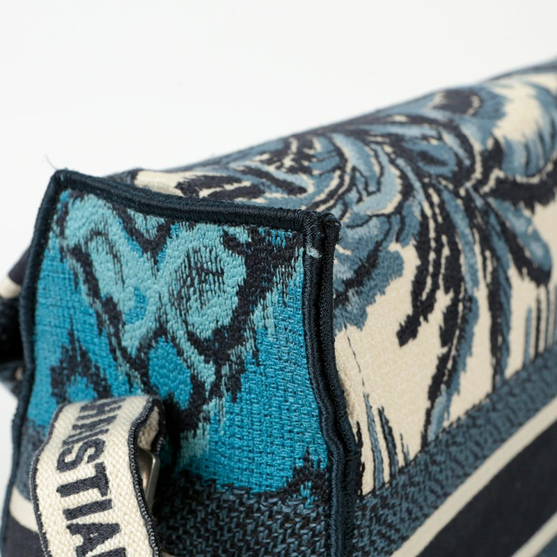 【包稅】DIOR 刺繡棕櫚樹圖案露營斜背包-5