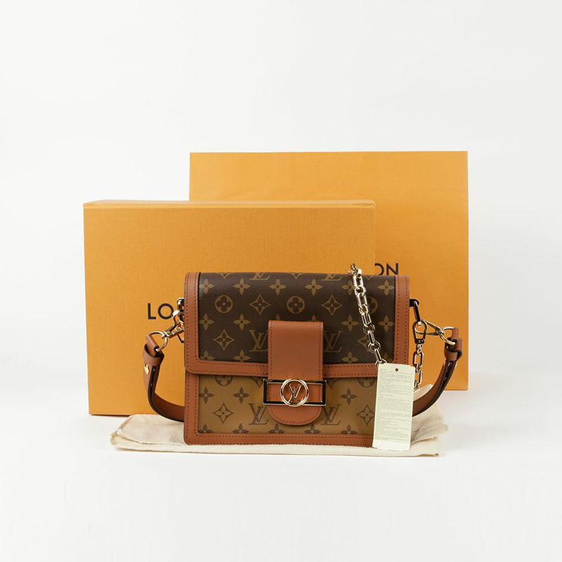 LOUIS VUITTON 海豚字母帆布肩背包 MM 尺寸-0