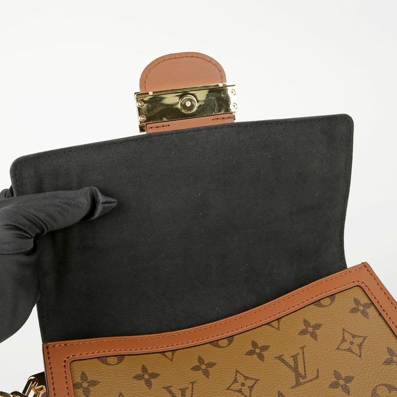 LOUIS VUITTON 海豚字母帆布肩背包 MM 尺寸-8