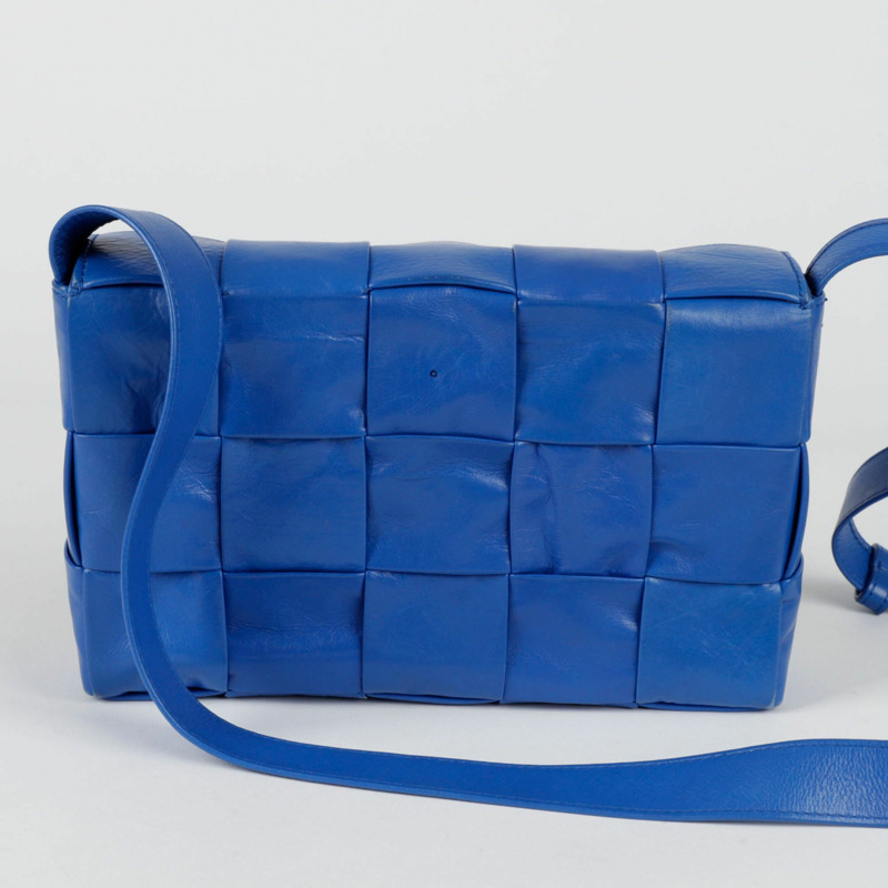 BOTTEGA VENETA Cassette 中型單肩斜背包-4