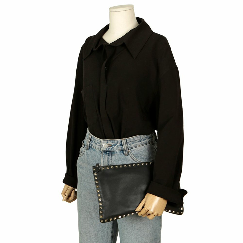 VALENTINO Rockstud 手拿包-12
