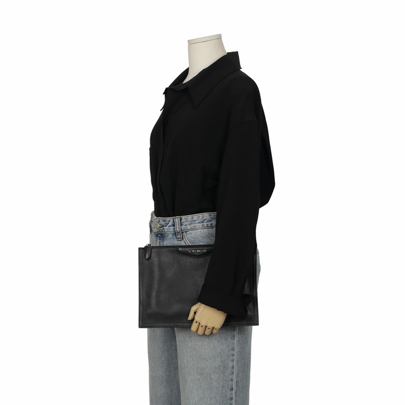 GIVENCHY Antigona 中型手拿包-8
