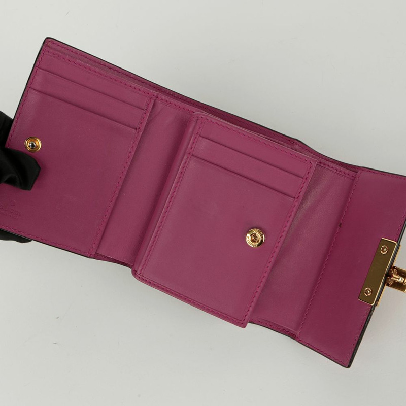 GUCCI 槳鎖雙折錢包-8