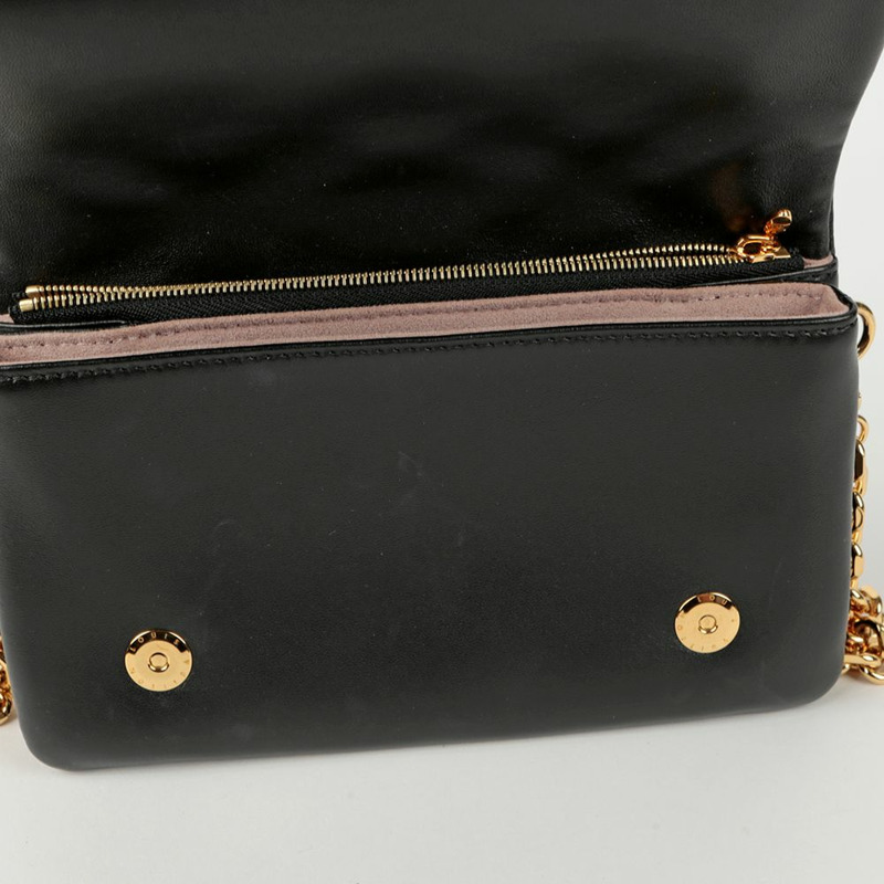 LOUIS VUITTON Pochette Coussin 鏈條斜背包-10