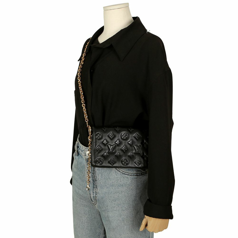 LOUIS VUITTON Pochette Coussin 鏈條斜背包-12
