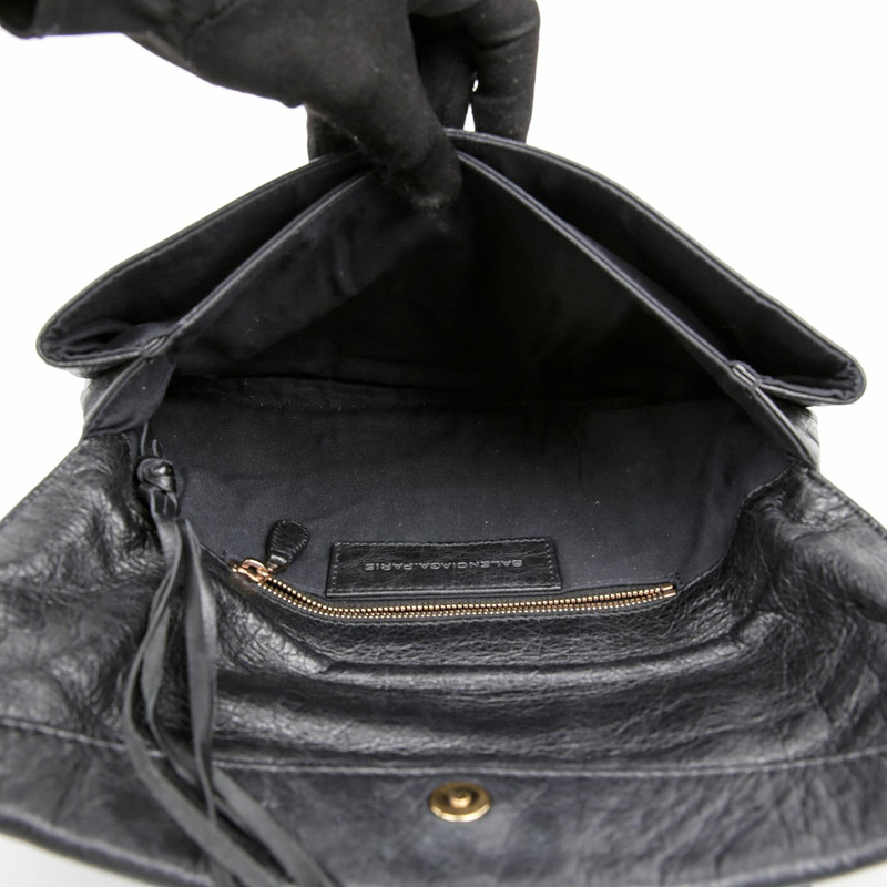 BALENCIAGA 巨型信封手包-8