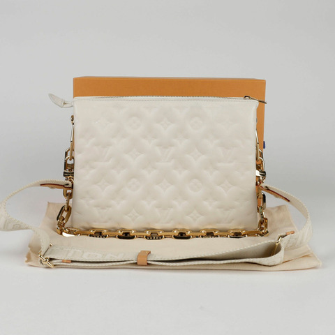 LOUIS VUITTON Coussin PM 尺寸手拿包