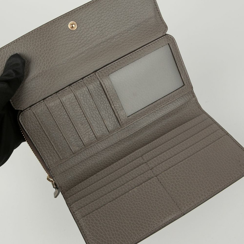 GUCCI GG 金屬標誌長錢包-9
