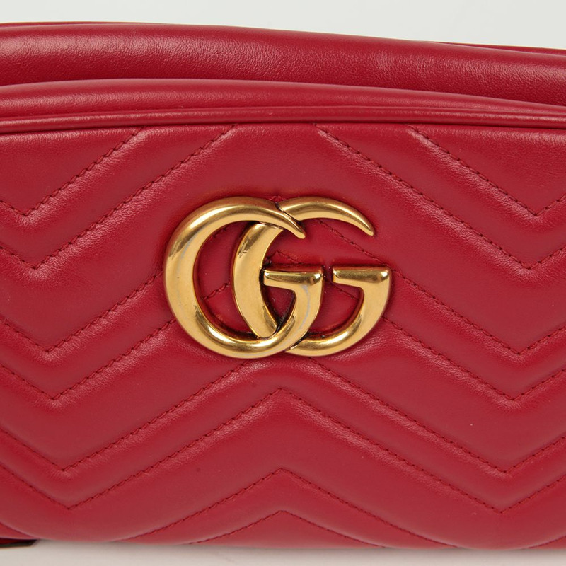 GUCCI GG Marmont 小號斜背肩背包-1