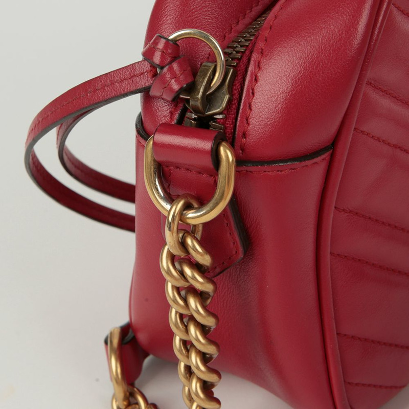 GUCCI GG Marmont 小號斜背肩背包-8
