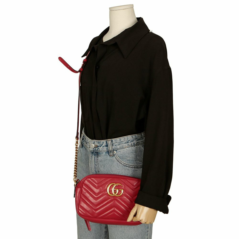 GUCCI GG Marmont 小號斜背肩背包-14